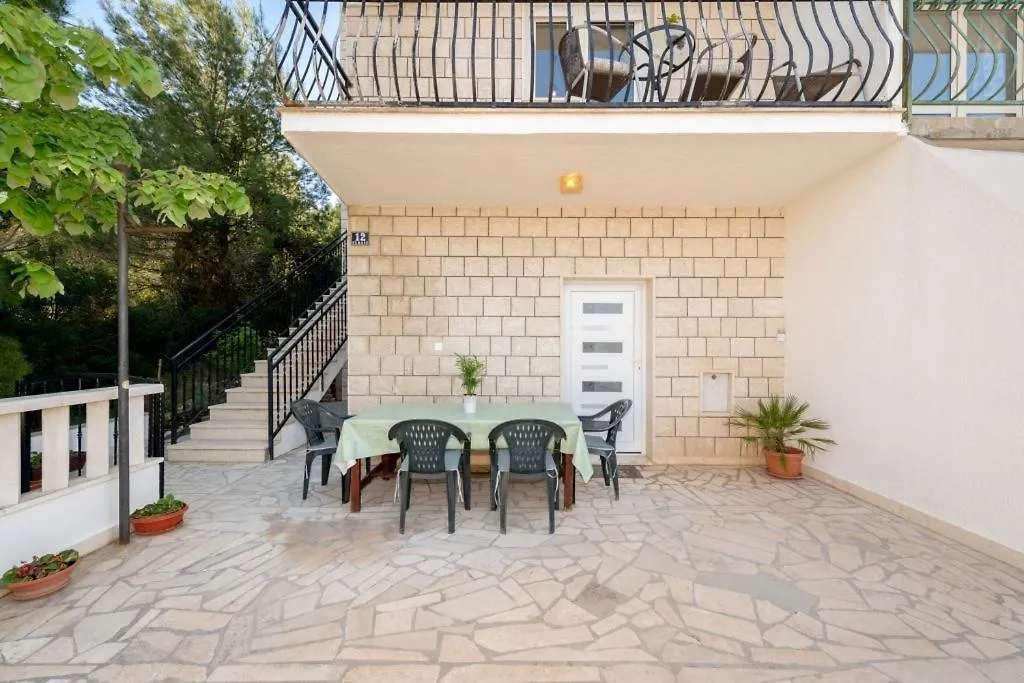 Ferienwohnung In Arbanija Mit Meerblick, Balkon, Klimaanlage, W-Lan 5137-2 Trogir 0*,  Croatia