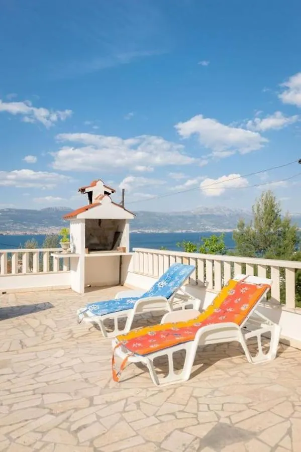 Apartment Ferienwohnung In Arbanija Mit Meerblick, Balkon, Klimaanlage, W-Lan 5137-2 Trogir